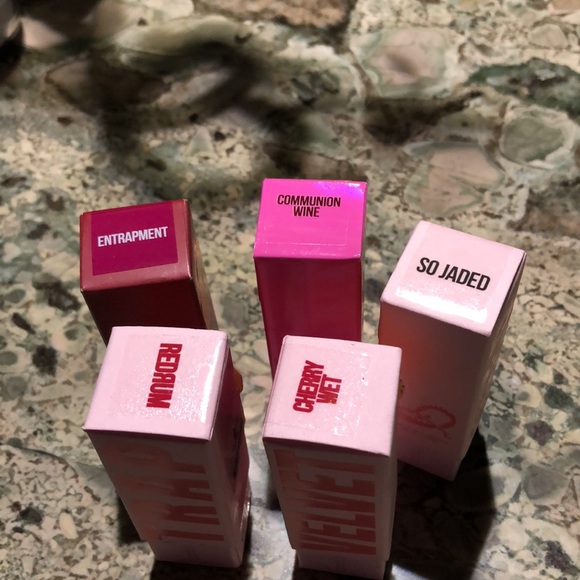 Jeffree Star Cosmetics Velvet Trap Lipstick 💄 - Picture 10 of 17